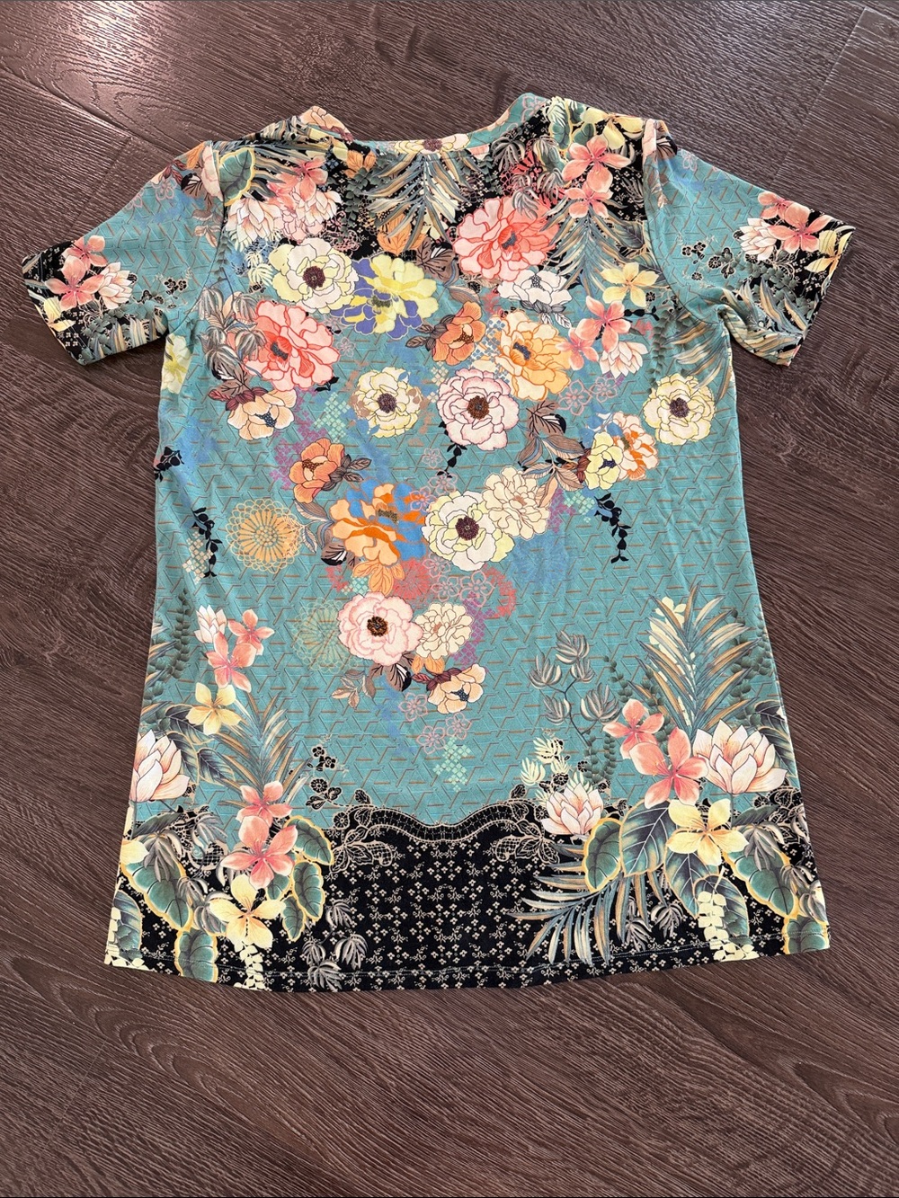 Johnny Was Short Sleeved Tee Millay Floral Print Small - Picture 4 of 4
